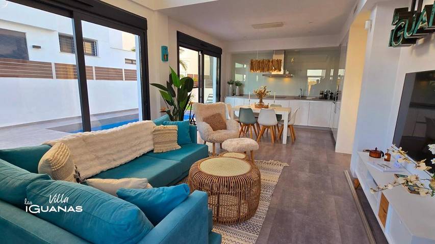 Casa rural para 6 personas, con vistas además de piscina y jardín en Santa Pola - 3