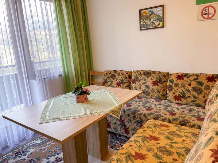 Ferienwohnung für 4 Personen, mit Balkon und Terrasse sowie Garten und Ausblick in Uttendorf - 2