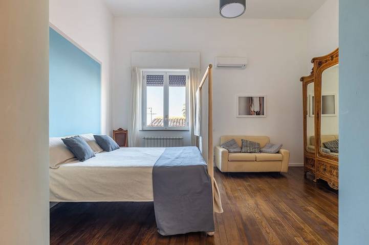 Entire apartment, 90100 Palermo historical center liberty style in Castellammare (Palermo), Palermo