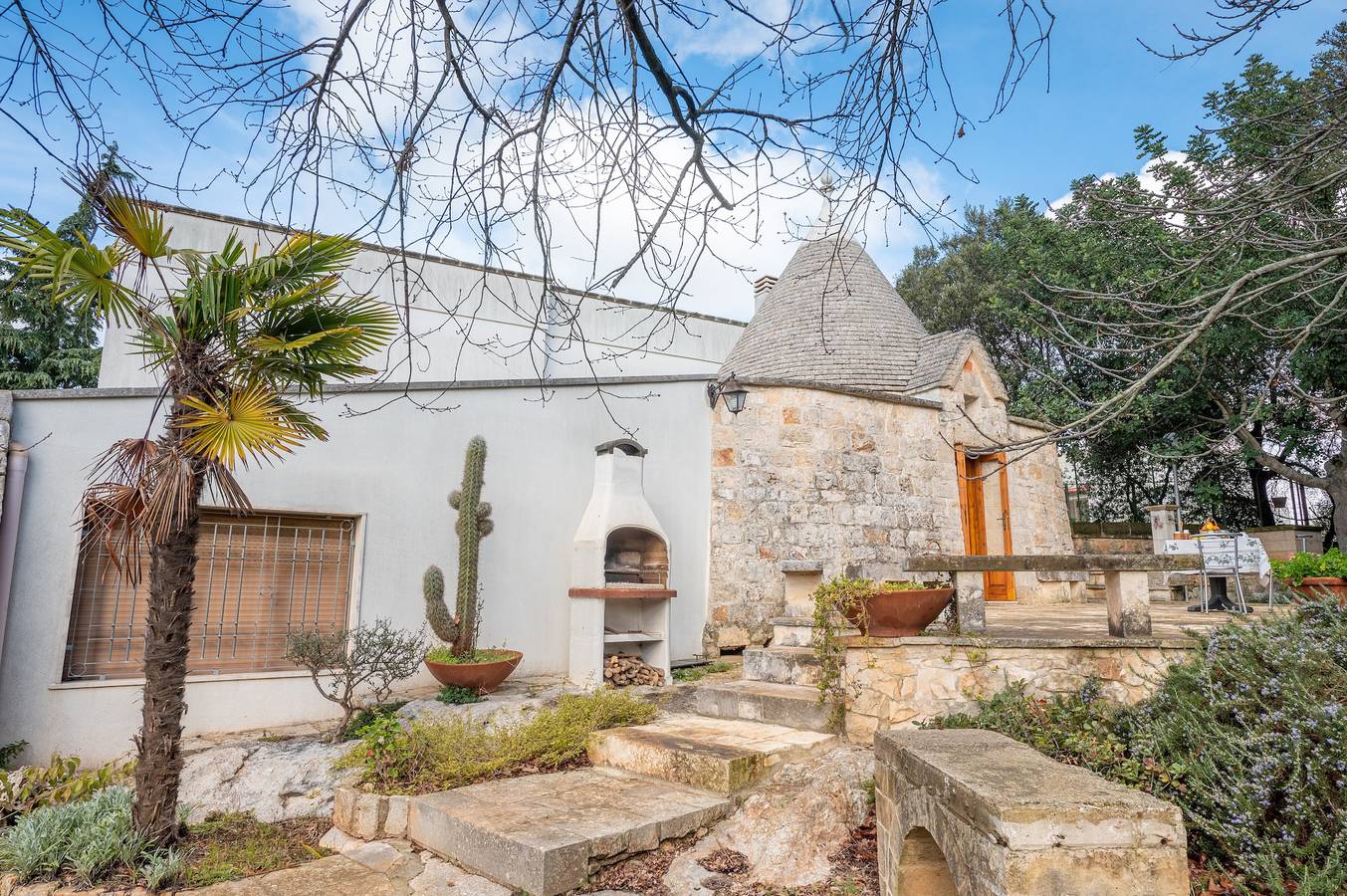 Ferienhaus "Trullo Nova - Ostuni" mit Garten und Klimaanlage in Ostuni, Salento