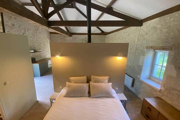 Location de vacances pour 4 personnes, avec jardin et terrasse, animaux acceptés à Bourg-Charente - 2