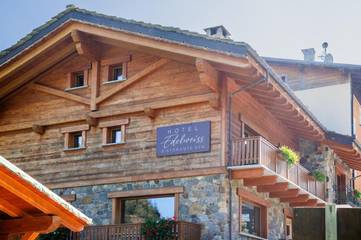 Hôtel pour 2 personnes, avec jardin ainsi que sauna et vue, animaux acceptés à Limone Piemonte