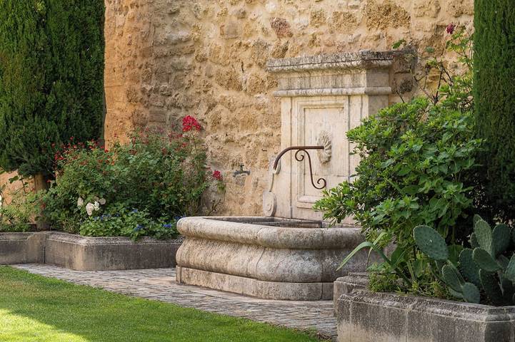 Château de Saint Siffret Parc classé et piscine privée in Saint-Siffret, Région de Nîmes