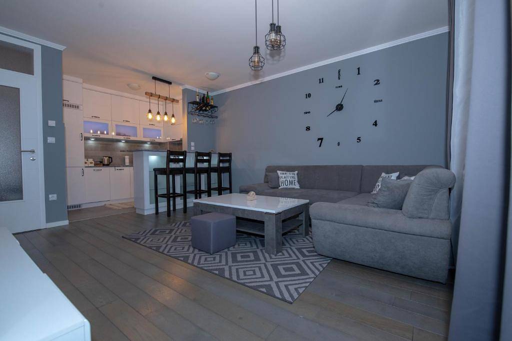 Ganze Ferienwohnung, Ferienwohnung für 5 Personen mit Balkon in Republika Srpska