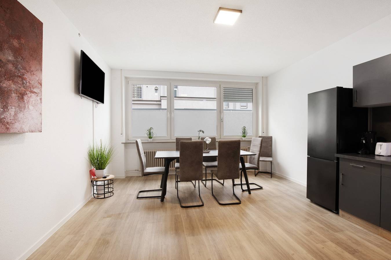 Ganze Wohnung, Ferienwohnung 'Big Family Suite' mit Bergblick, Gemeinschaftsterrasse und Wlan in Göppingen, Landkreis Göppingen