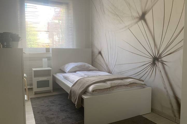 Ferienwohnung für 3 Personen, mit Garten und Terrasse, mit Haustier in Düsseldorf und Umgebung - 3