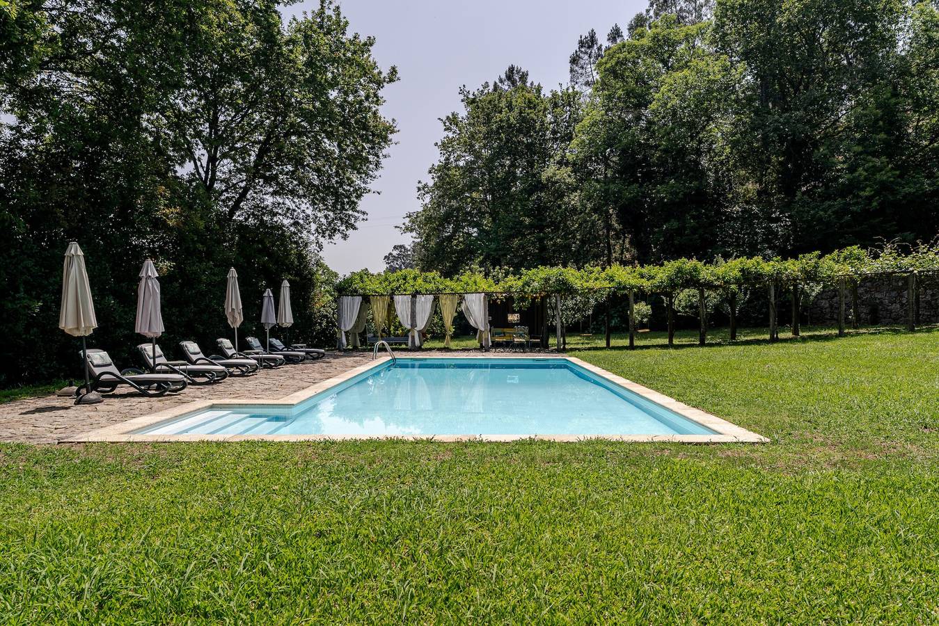 Casa de Campo 'Quinta De Amares' com Vista para a Montanha, Piscina Privada e Wi-Fi in Goães, Distrito de Braga