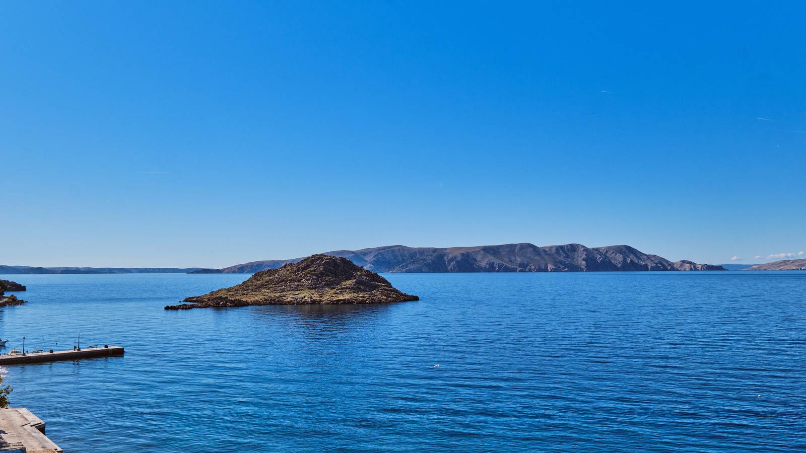Ganze Wohnung, Apartment Mediera sea view 1 by Villas Guide in Sveti Juraj, Naturpark Velebit