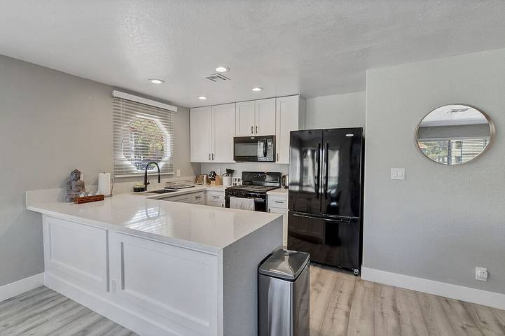 Vacation rental for 4 people, with pool and balcony in Spring Valley (NV)