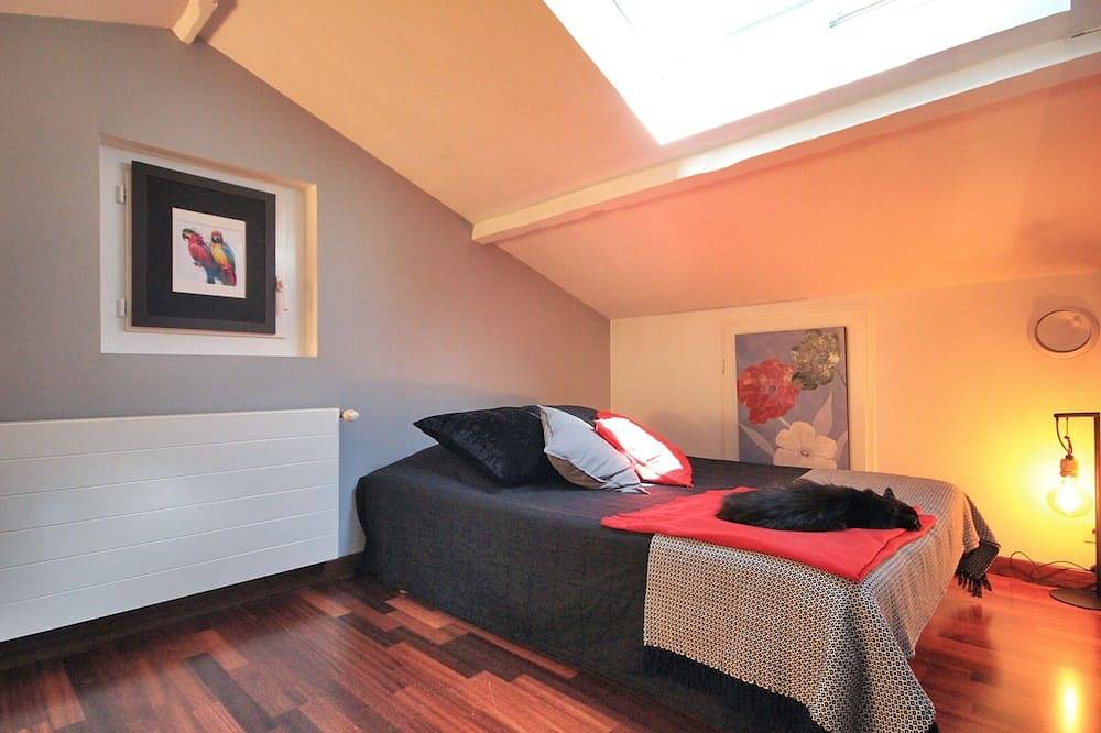 Villa Villeneuve les Avignon 120m2 / Piscine / 3 chambres / Climatisation in Villeneuve-lès-Avignon, Région de Nîmes