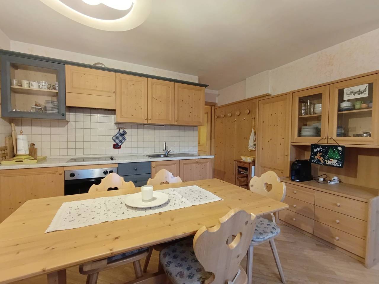 Ganze Wohnung, Appartamento Ghezzi in Fontanazzo, Mazzin