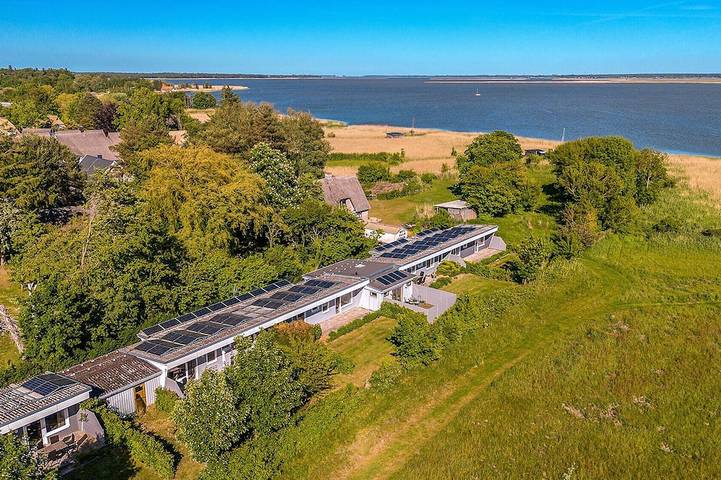 Ferienwohnung für 4 Personen, mit Terrasse und Sauna in Nationalpark Vorpommersche Boddenlandschaft