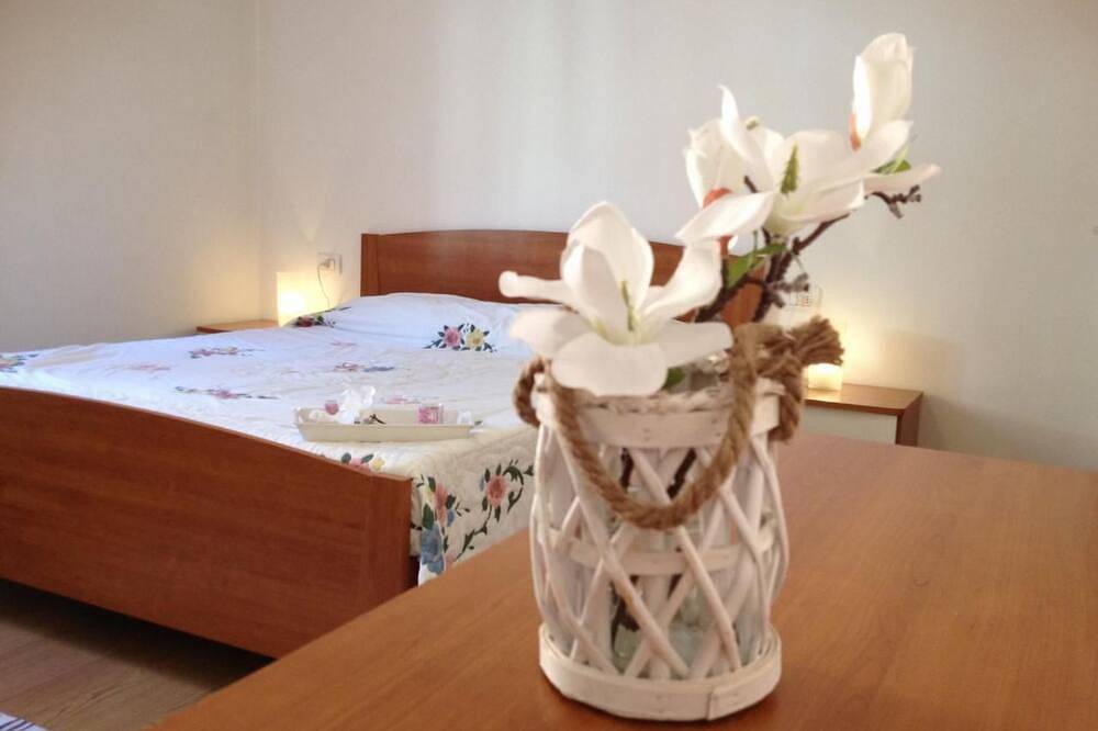 Ganze Wohnung, Wohnung 1 mit Bergblick in Tiarno di Sotto, Ledro
