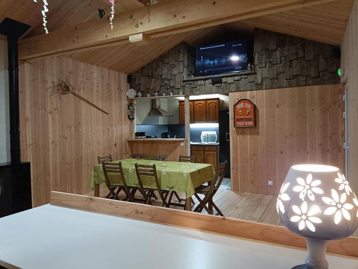 Location de vacances pour 8 personnes, avec jardin dans Rocquigny (Pas-de-Calais)