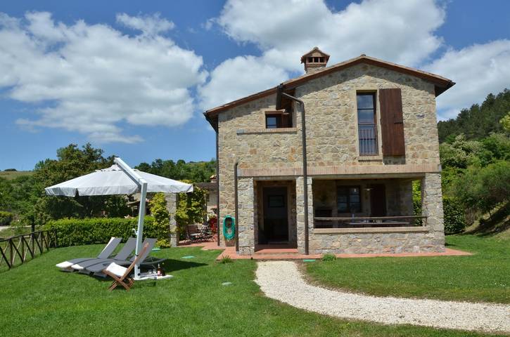 Ferienwohnung für 4 Personen, mit Terrasse und Pool in Roccalbegna - 2