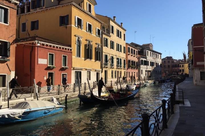 Vakantieappartement voor 4 personen, met uitzicht op het meer en tuin in Venetië