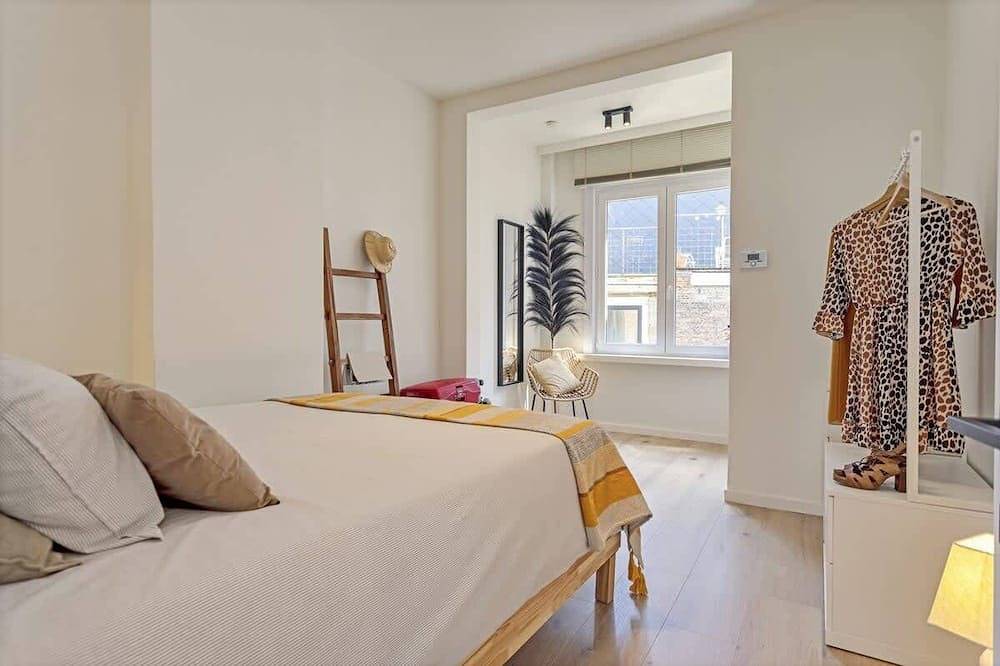 Geheel appartement, Fresh 1Br apartment @ Trendy south area + free parking in Antwerpen, Antwerpen en omgeving