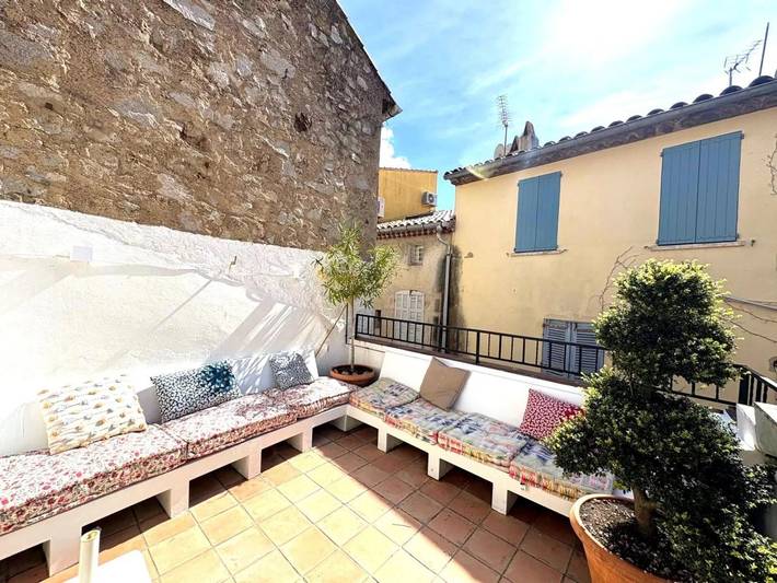 Gîte pour 8 personnes, avec terrasse