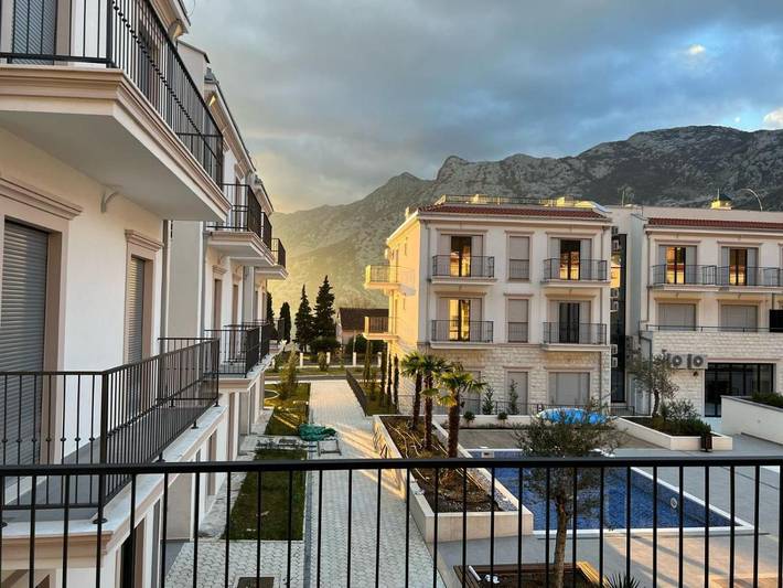 Bungalow für 2 Personen, mit Kinderpool und Pool in Montenegro - 2