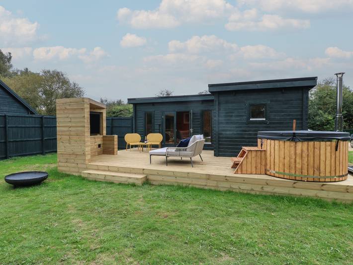 Cottage for 4 people, with garden, with pets in Rutland