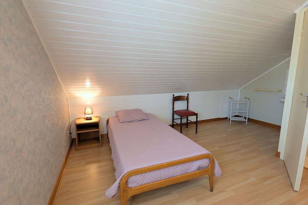 Gîte au bord de la Creuse avec parking privé à Ceaulmont in Ceaulmont, Région de La Châtre