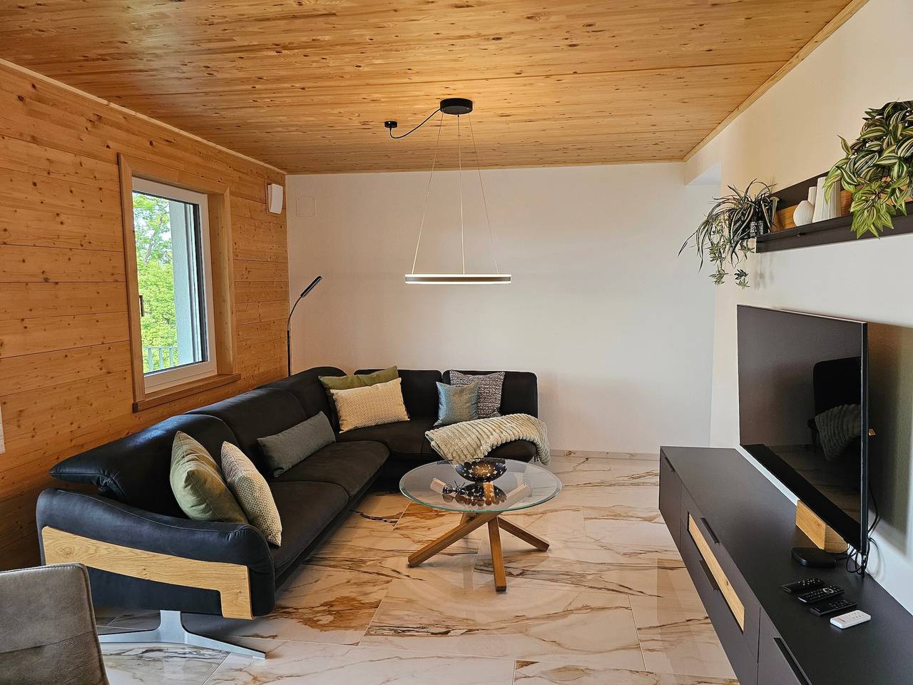 Ganze Wohnung, Deluxe Apartment Stadtblick 13 mit großzügigem Balkon und Stadtblick in Pfullendorf, Region Bodensee-Oberschwaben