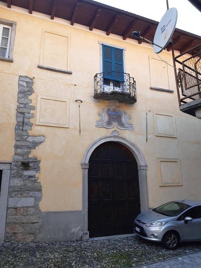Gîte pour 5 personnes, avec vue et jardin, animaux acceptés à Gravellona Toce