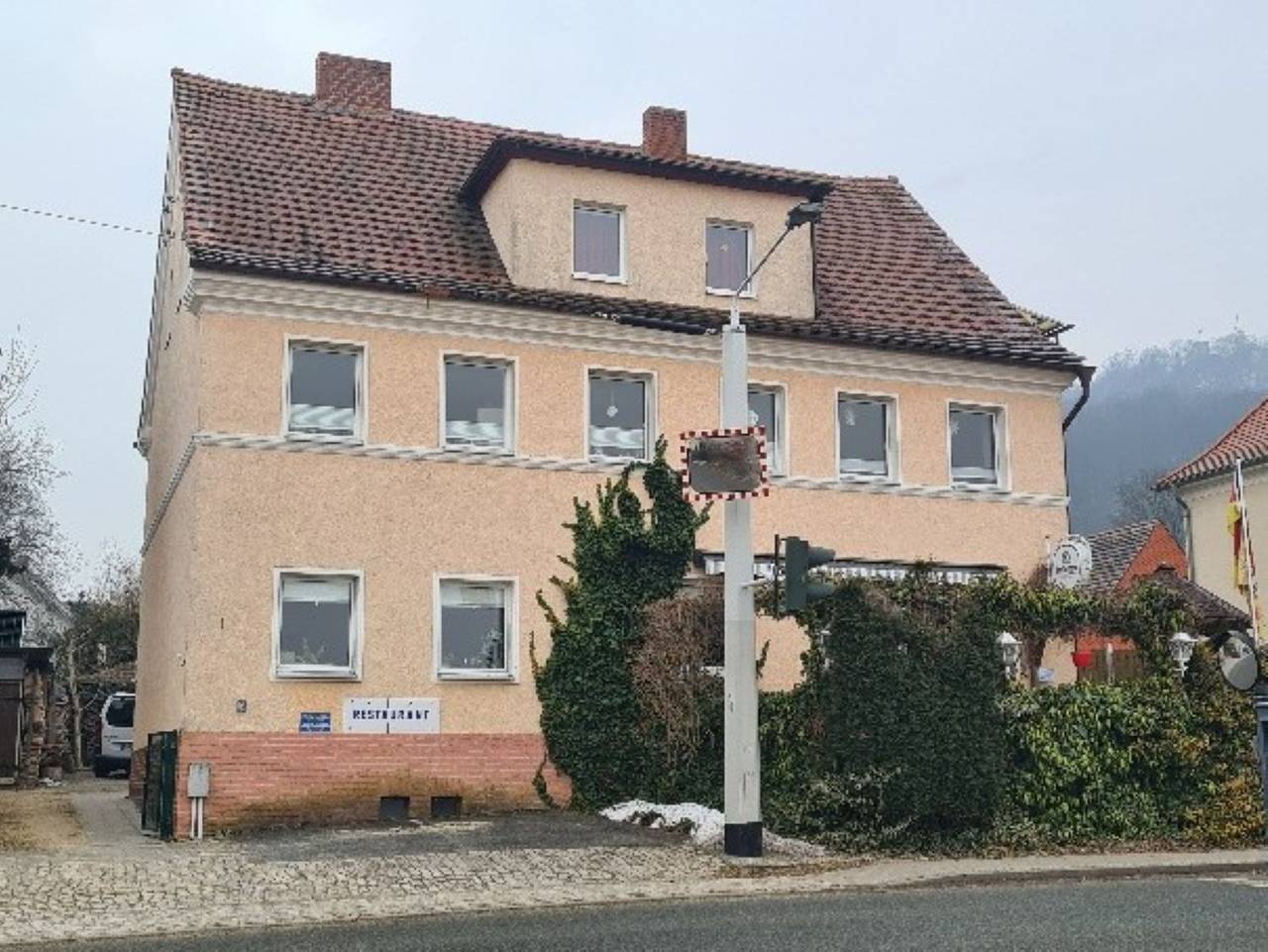 Ganze Ferienwohnung, Landeskrone Apartments - Ferienwohnung Willy in Görlitz, Oberlausitz-Niederschlesien