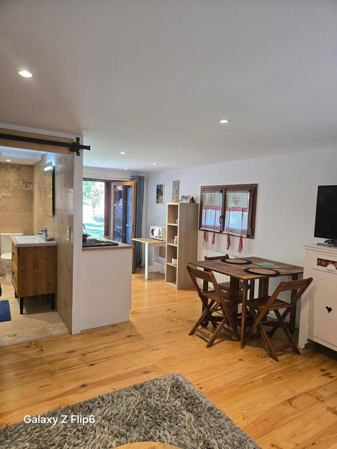 Appartement de vacances pour 3 personnes, avec Jardin et Vue