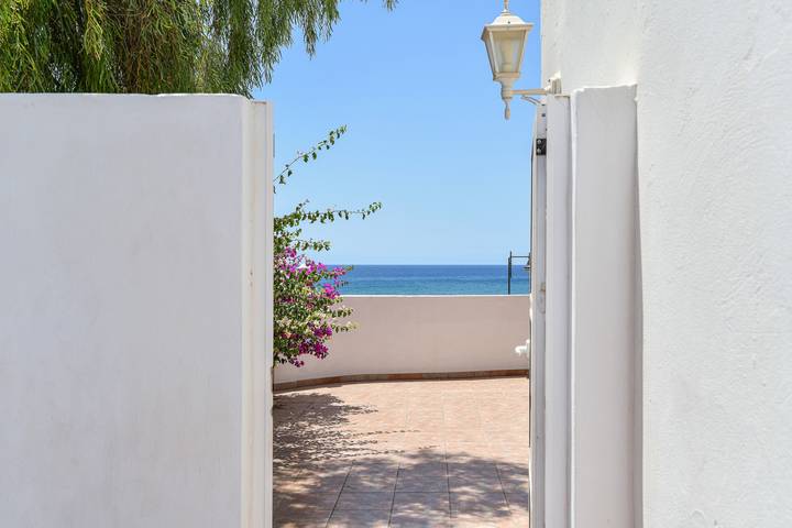 Location de vacances pour 6 personnes, avec bassin pour enfant, animaux acceptés à Arrecife - 2