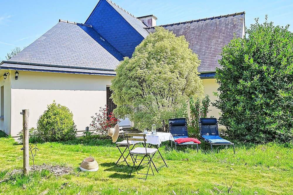 Les Châtaigners in Étables-sur-Mer, Côte de Goëlo