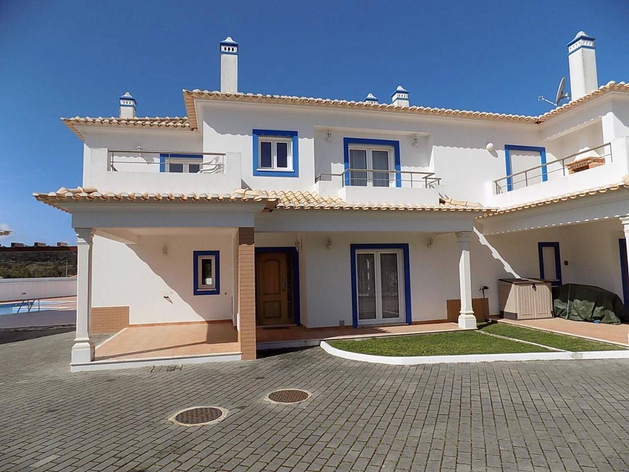 Villa in Foz do Arelho, Leiria distrito