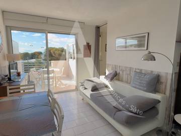 Gîte pour 4 personnes, avec terrasse dans Plage Lazaret