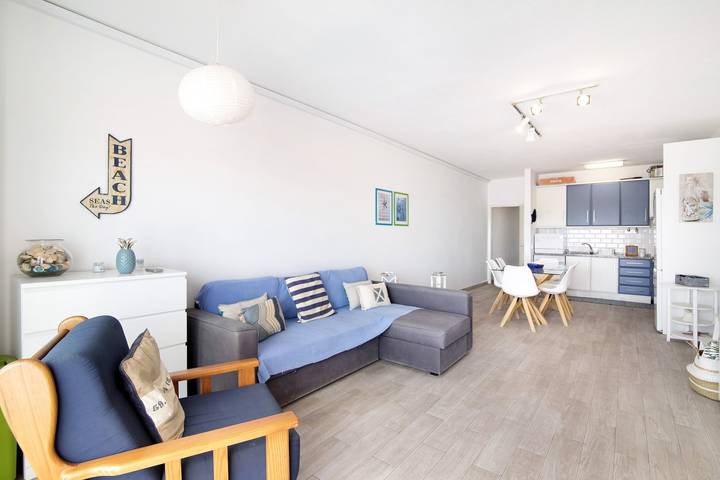 Apartamento inteiro, Apartamento 'Cabanas Mar 96' com vista para o mar, Wi-Fi e ar condicionado in Cabanas de Tavira, Conceição e Cabanas de Tavira