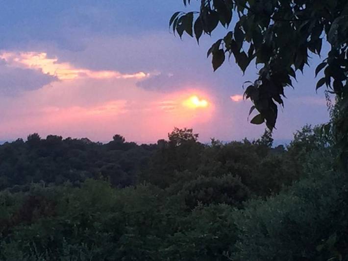 Gîte pour 2 personnes, avec piscine ainsi que vue et jardin à Venasque - 3