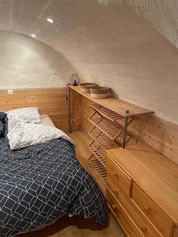 Gîte pour 3 personnes à Saint-Martin-de-Queyrières - 4