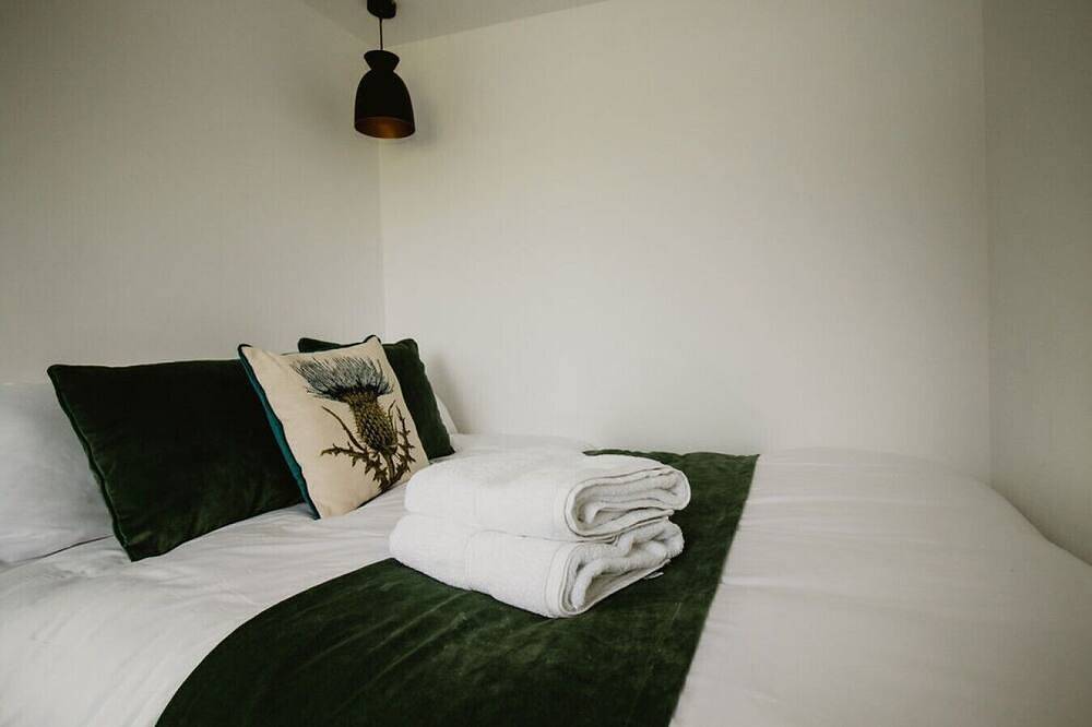 Entire apartment, Romantic Glamping Pod with Private Hot Tub | Ballycastle North Coast Retreat for Two in County Antrim