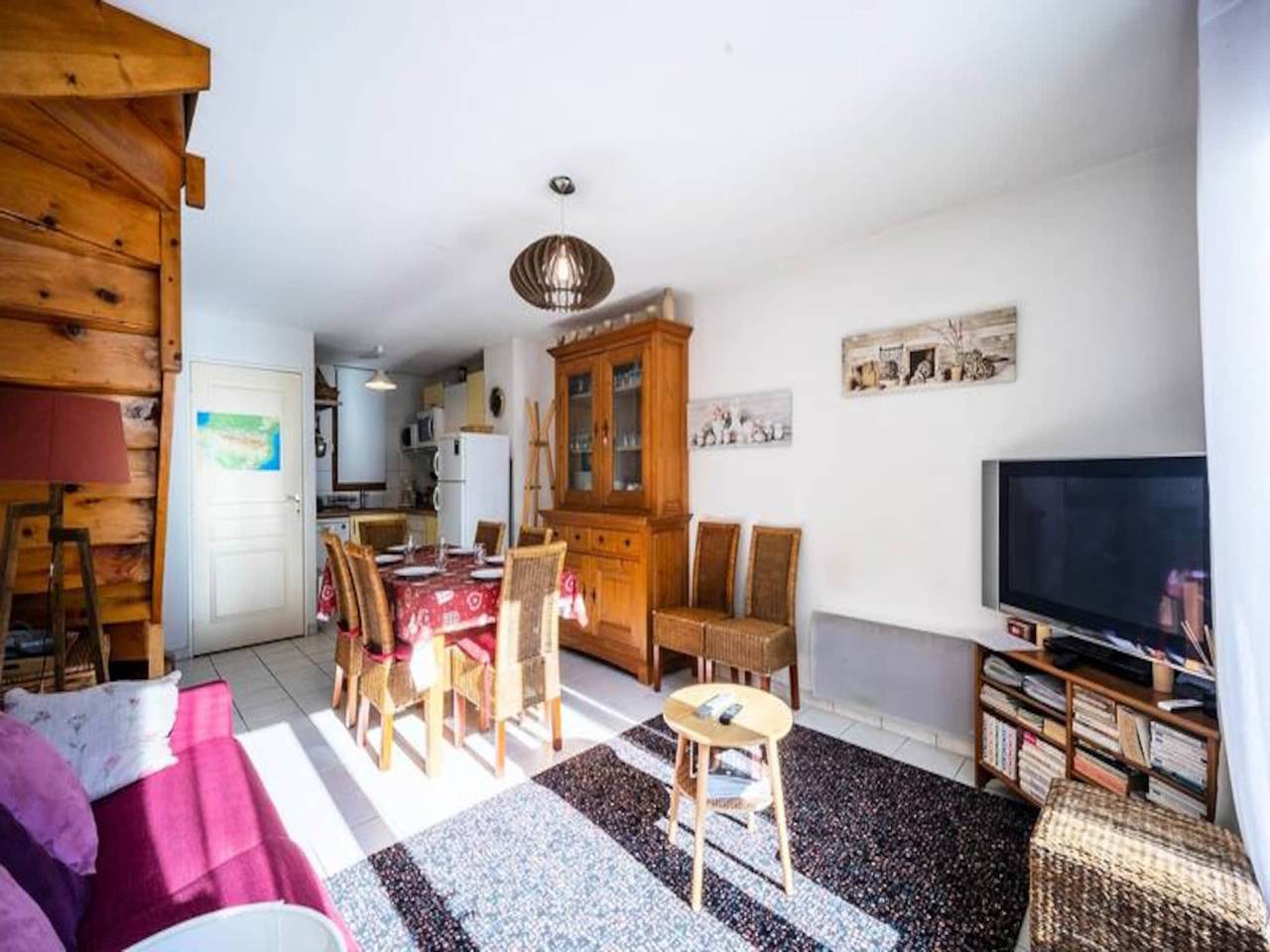Appartement entier, 5 Pièces pour 8 Personnes in Génos, Pyrénées