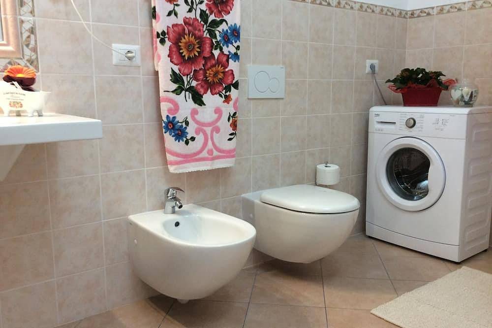 Appartement entier, St. Andrew Big Yellow House in Sant'Andrea, Marciana