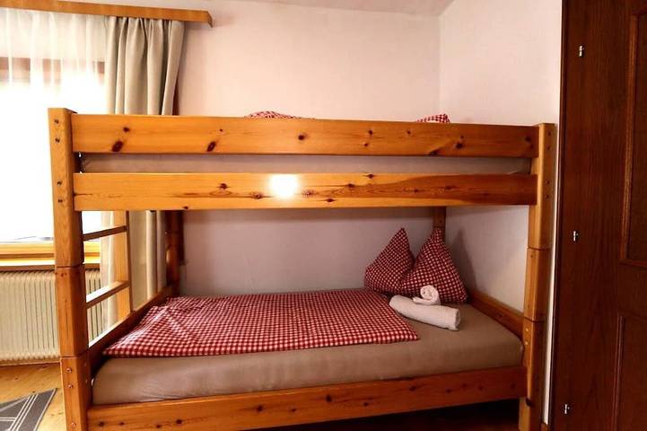 Double room with extra bed (1 double & 1 single bed) in Zederhaus, Ski Amadé