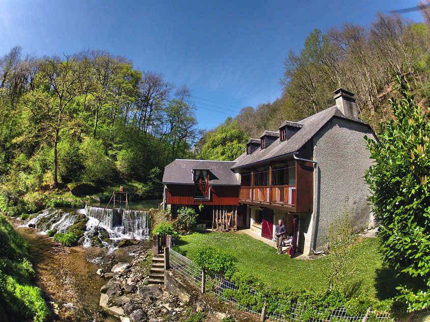 Le Moulin de Peyra in Asque, Hautes-Pyrénées