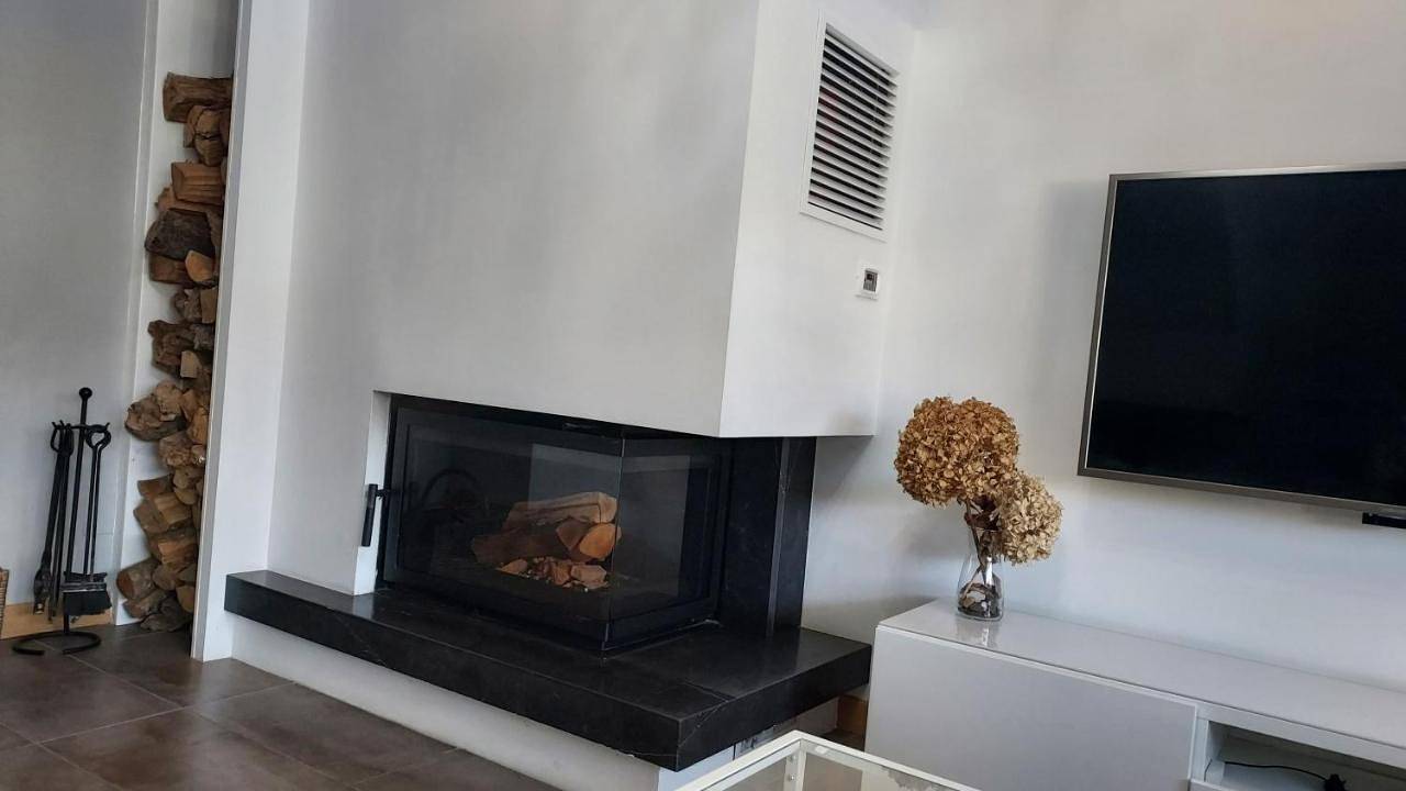 Adosado en Cirueña con Chimenea y barbacoa in Cirueña, Provincia de La Rioja