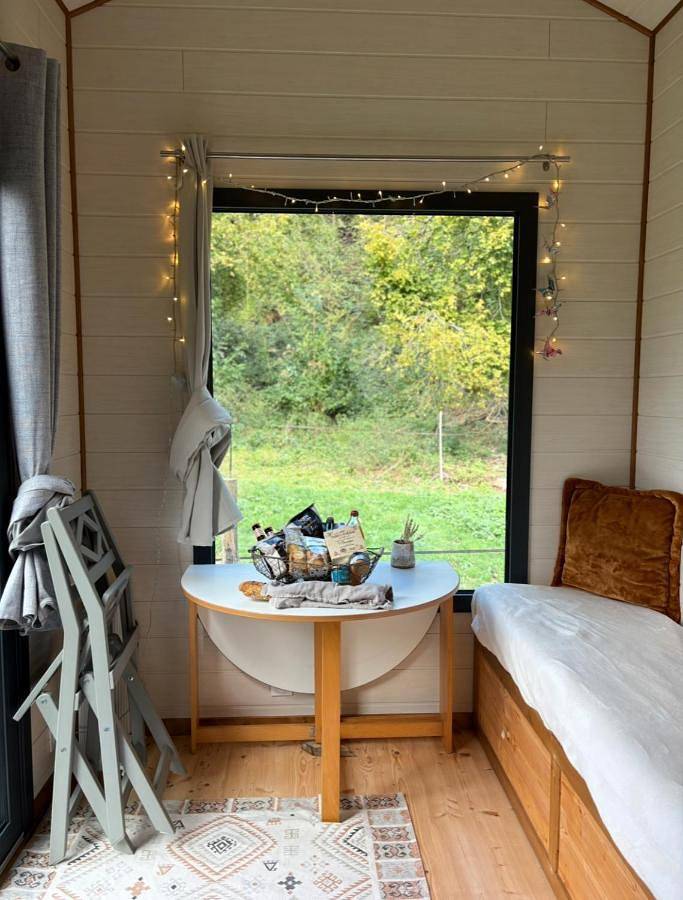 King Room with Garden View in Gonneville-sur-Mer, Région de Lisieux
