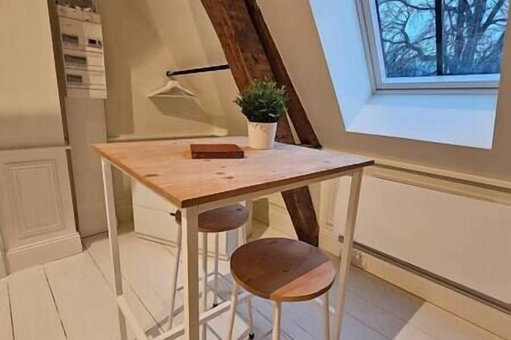 Entire apartment, Vrbo Property in Arras, Arras region