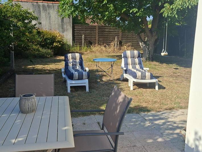 Gîte pour 2 personnes, avec Terrasse et Jardin à Saint-Sulpice-de-Royan