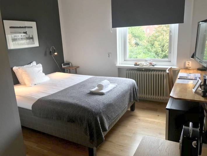 Hotel für 2 Personen, mit Garten - 1