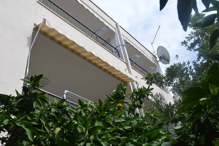 Ferienwohnung für 5 Personen, mit Balkon/Terrasse, mit Haustier in Makarska