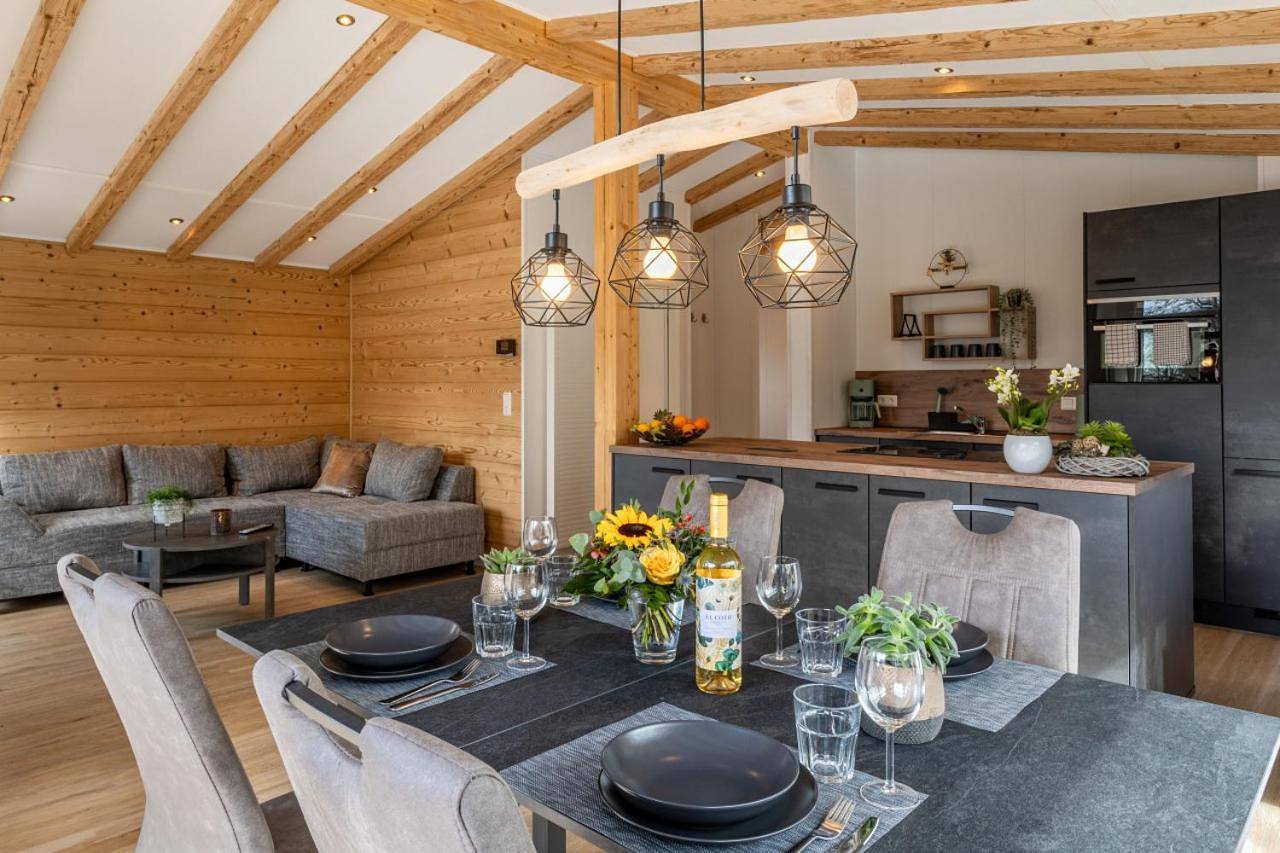 Chalet Bachwies I Terrasse I Seeblick I Wandern in Hillesheim, Vulkaneifel