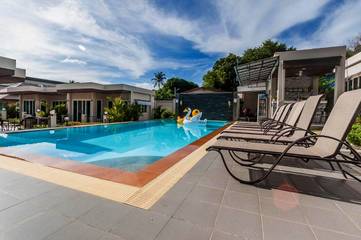 Station pour 2 personnes, avec jardin et piscine ainsi que vue et bassin pour enfant dans Province de Phuket