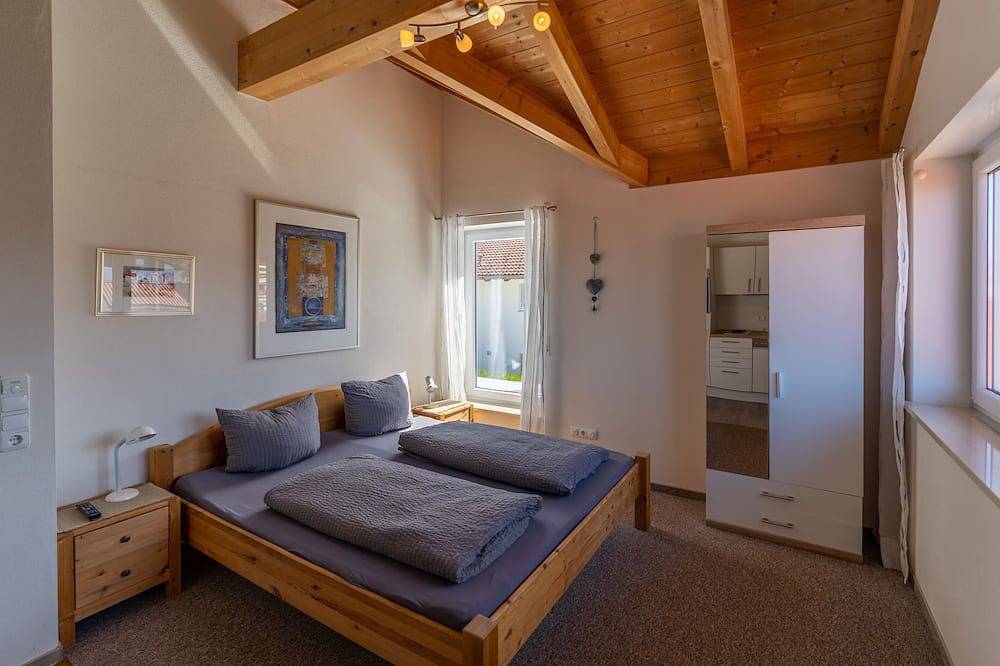 Astara- komplettes Haus in bester Lage mit Privatgarten in Schwangau, Bayerisch Schwaben